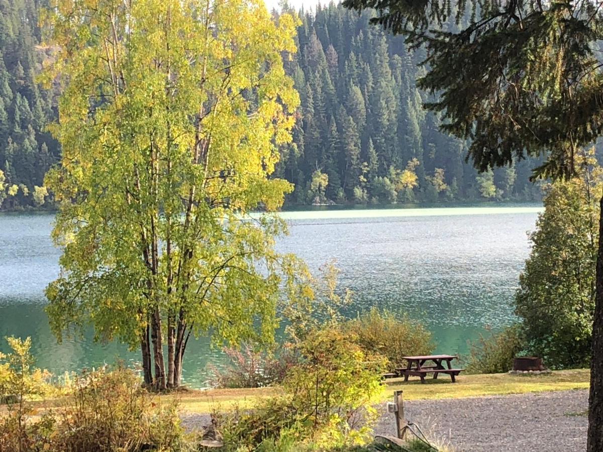Beaver Guest Ranch Bridge Lake Exterior photo